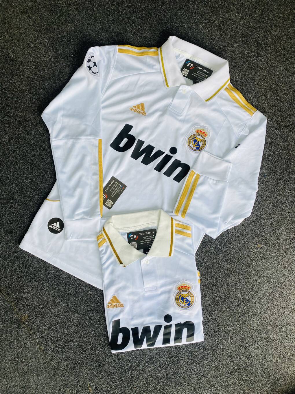 Real Madrid Home  Full Sleeve Jersey 2011/12