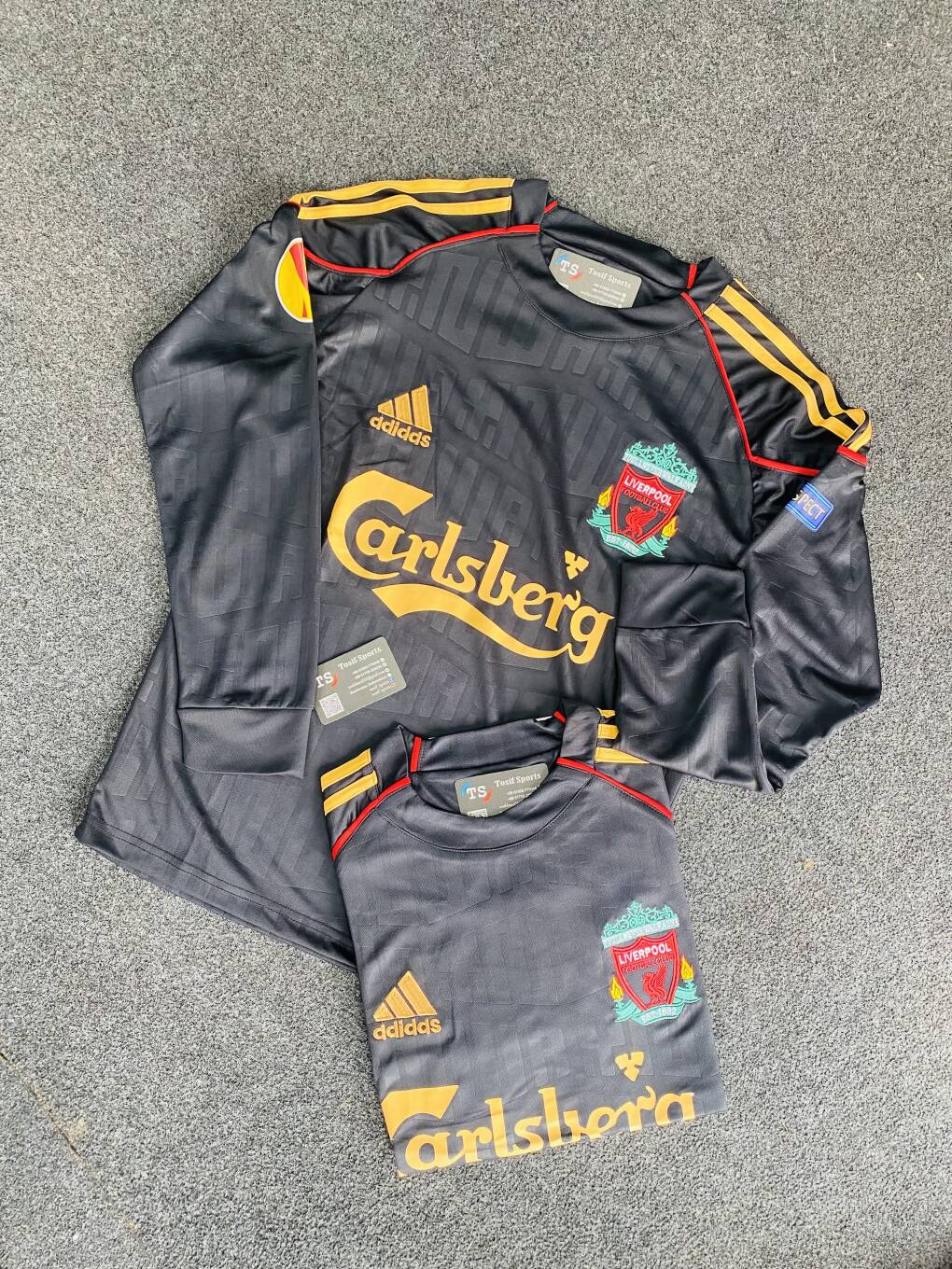 Liverpool FC 2006,7 Home Full Sleeve Jersey