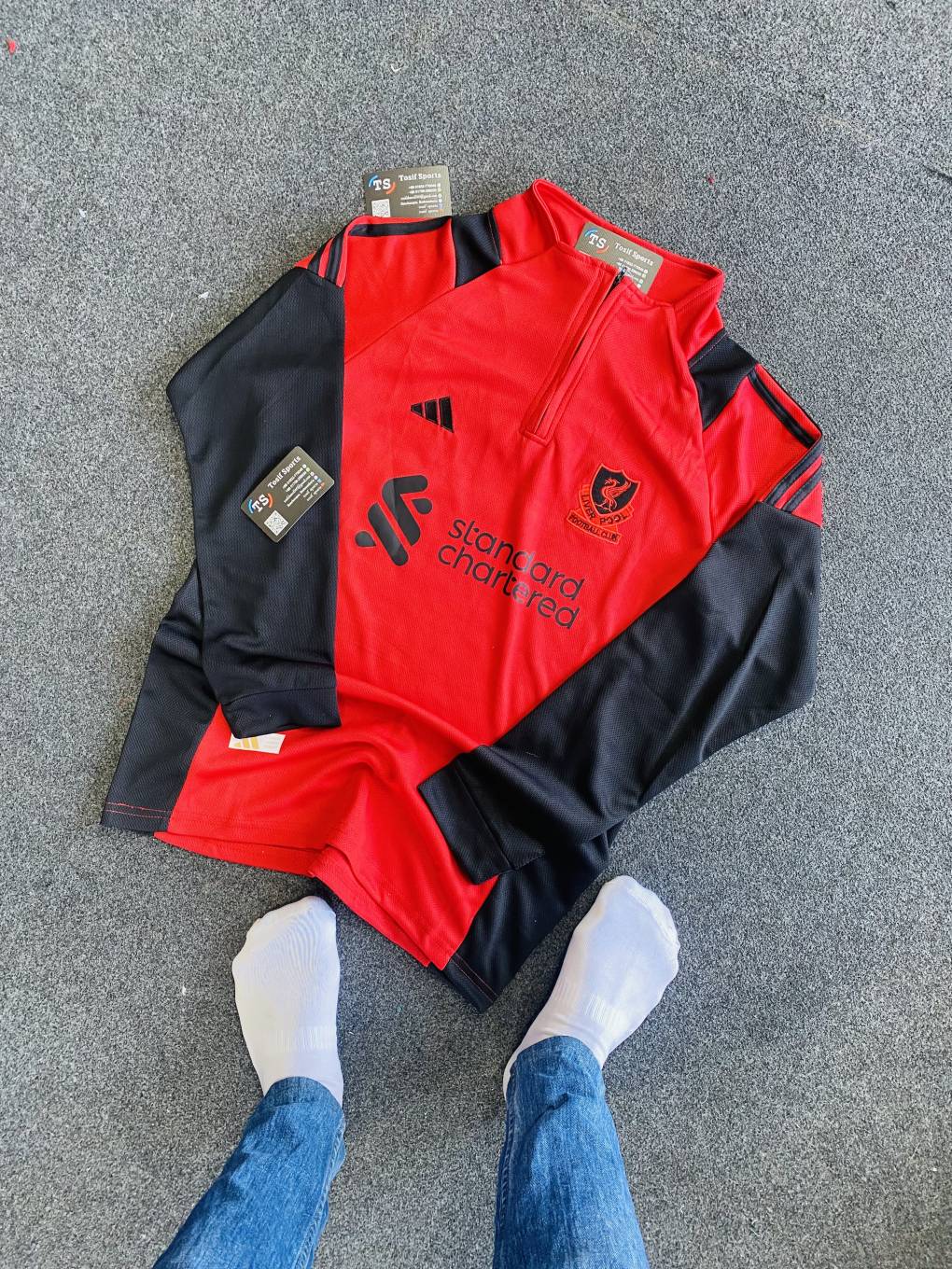 Liverpool (Red)Training Top