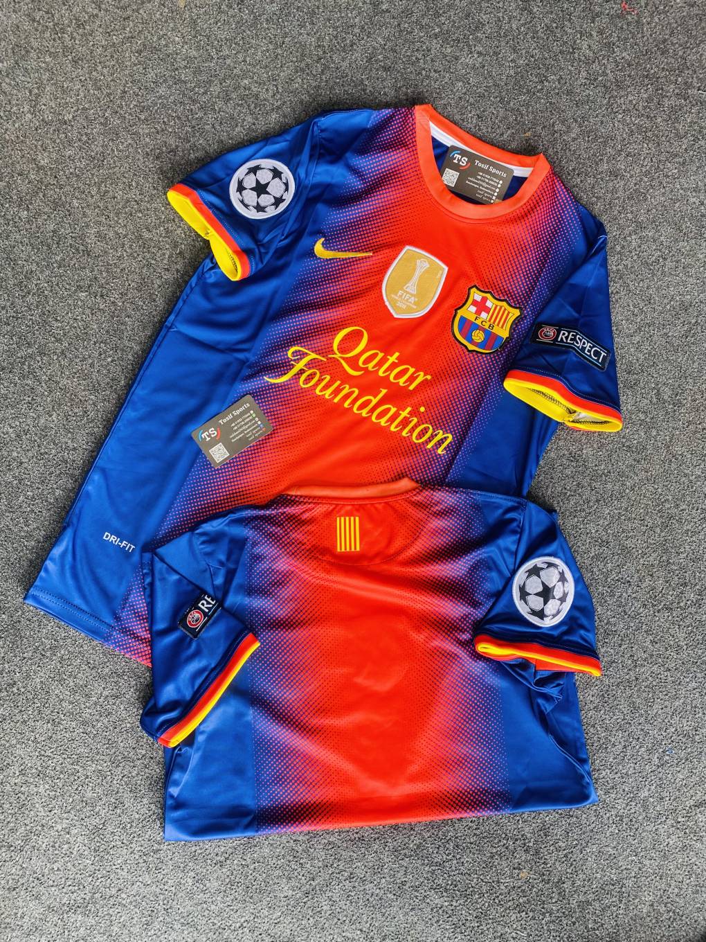 Barcelona 2012/13 Home (Haf Sleeve Kit)