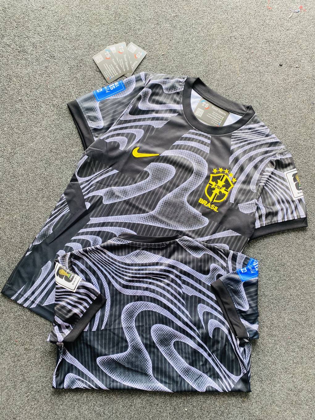 Brazil 26 GK Kit [Haf Sleeve]