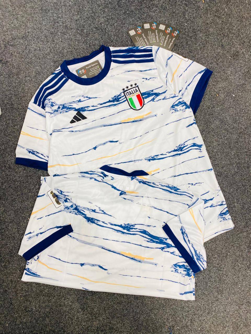 Italy 23 Away Kit [Haf Sleeve]