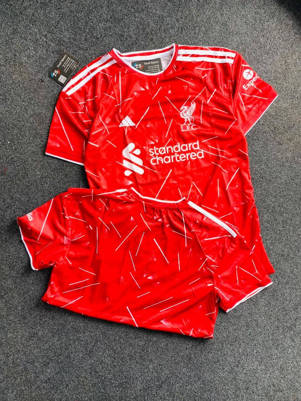 Liverpool 26/27 Home Kit [Haf Sleeve]