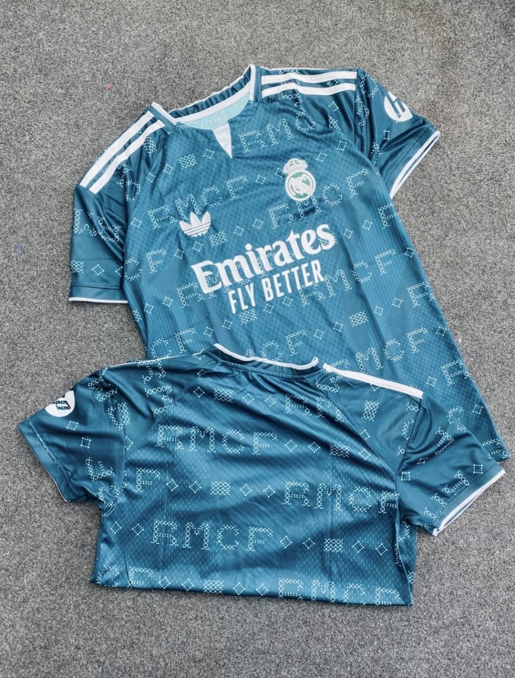 Real Madrid 26-27 Away Kit (BD Premium)