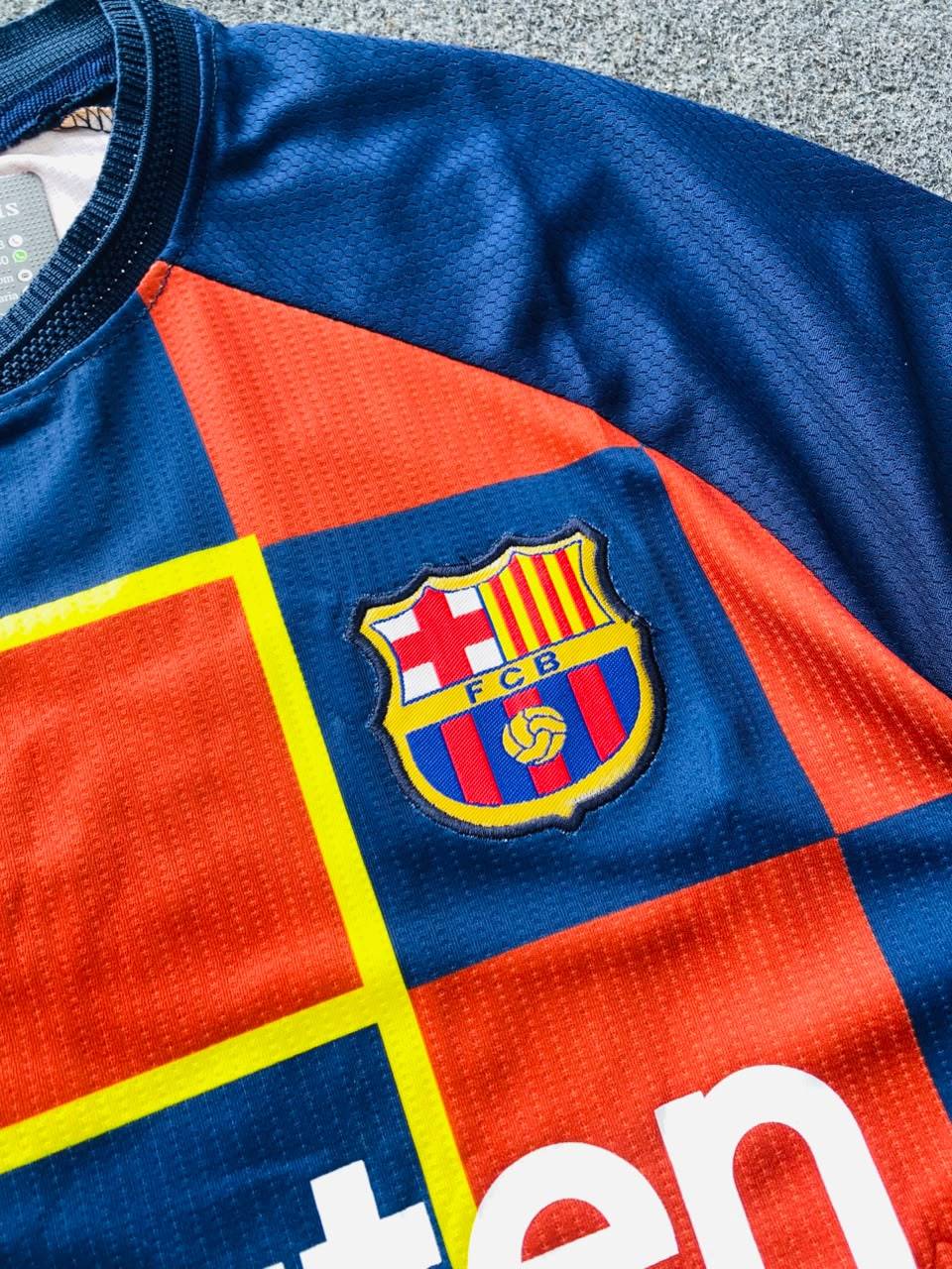 Barcelona 2019-20 home kit