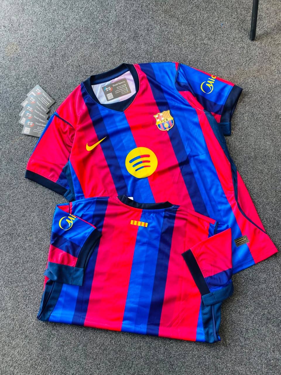 Barcelona 26,27 Home Kit [Replica Version]