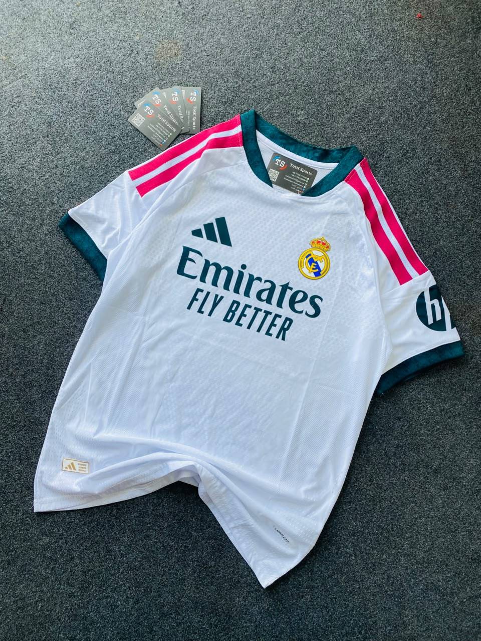 Real Madrid 26-27 Home [Player Edition]
