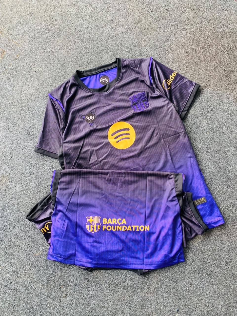 Barcelona 26-27 Away Kit (BD Premium)