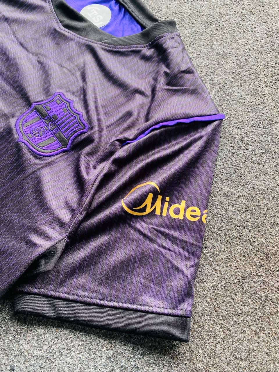 Barcelona 26-27 Away Kit (BD Premium)