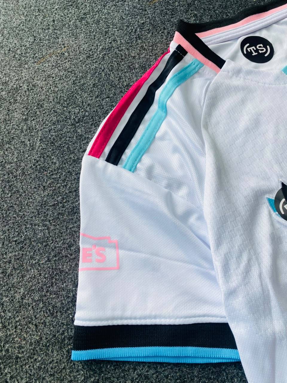 Miami 26,27 Third Kit  [BD Premium]