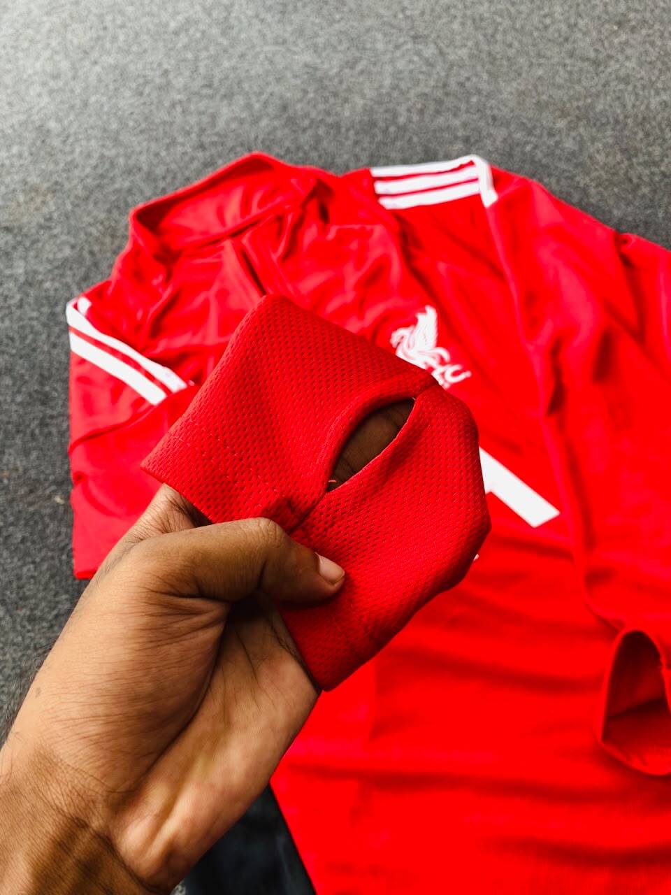 Liverpool (Red)Training Top